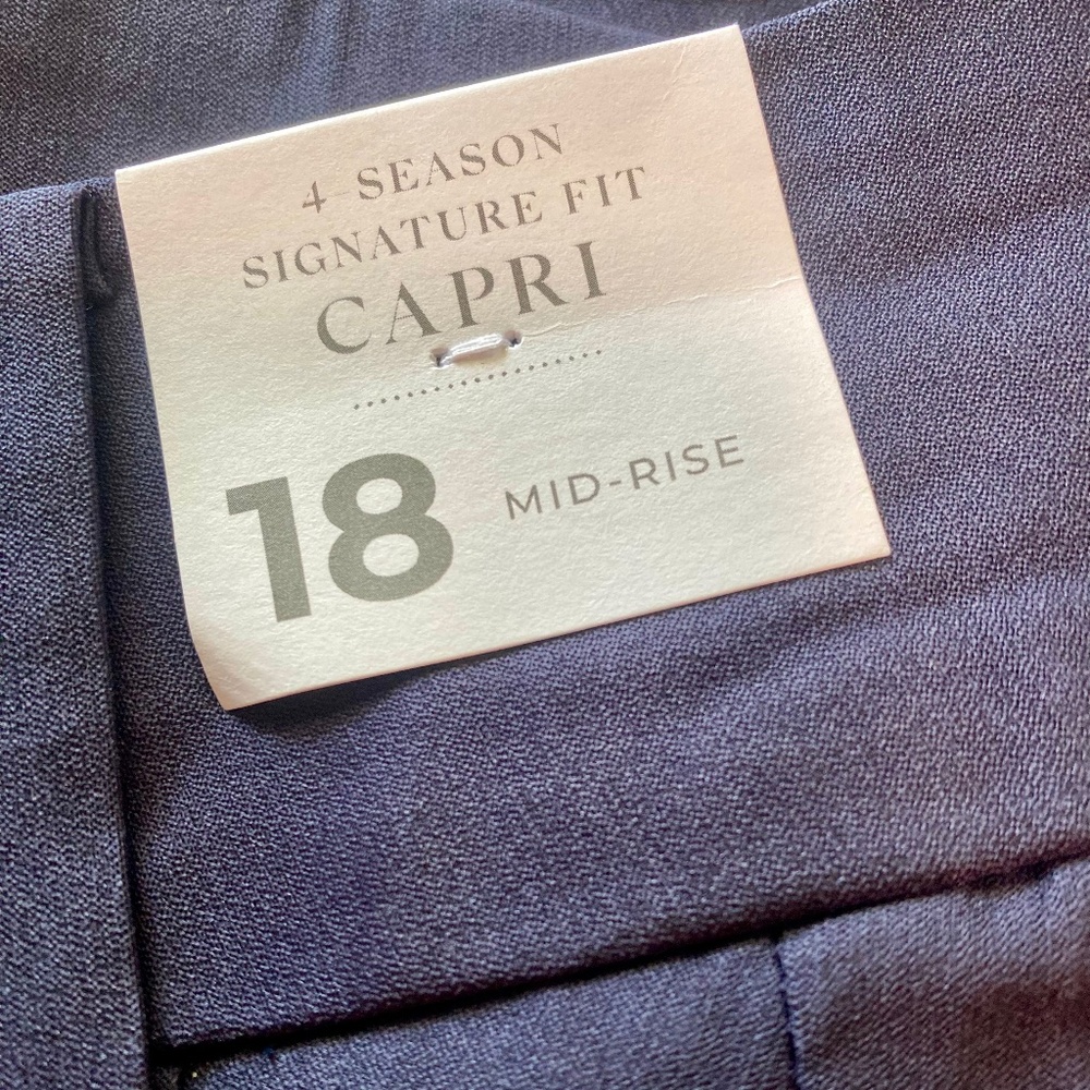 Women’s Black Capri Pants